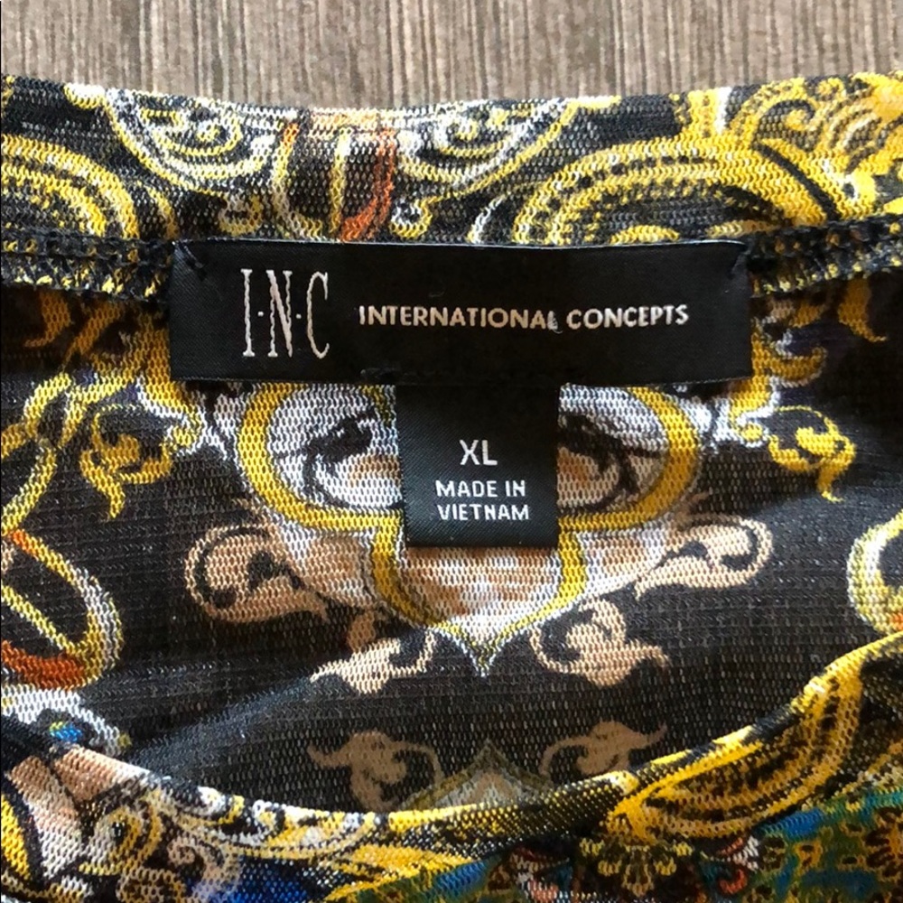 Women’s INC Blouse Size Large. Like new - Picture 4 of 14